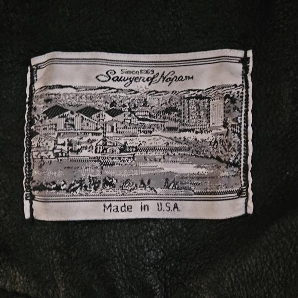 Womens Leather Coat - Picture 6 of 7